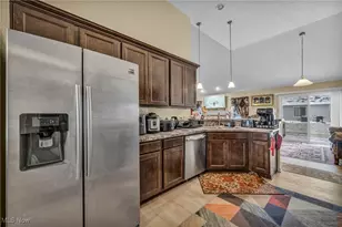 3961 Woodworth Dr, Lorain, OH 44053 - Photo 10