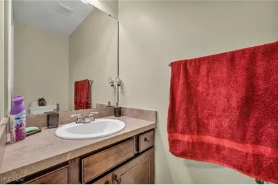 3961 Woodworth Drive, Lorain, OH 44053 - Photo 18