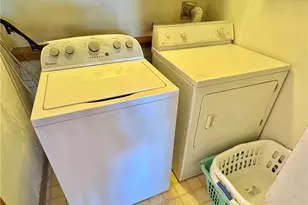 145 Crestview Dr, Elyria, OH 44035 - Photo 32