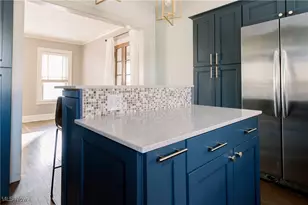 3085 Essex Rd, Cleveland Heights, OH 44118 - Photo 8