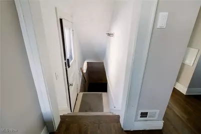 3085 Essex Road, Loveland, OH 44118 - Photo 14