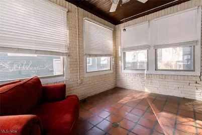 3085 Essex Road, Cleveland Heights, OH 44118 - Photo 12