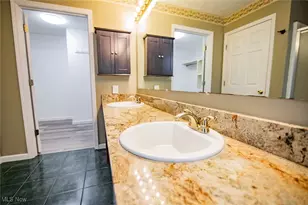 5123 Glenbrook Dr, Vienna, WV 26105 - Photo 38