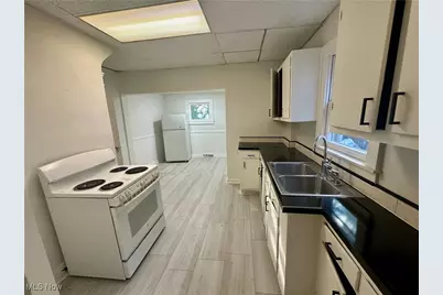 162 Westwood #162, Akron, OH 44302 - Photo 8