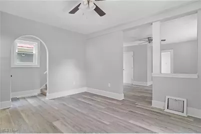 562 Tallmadge Road, Cuyahoga Falls, OH 44221 - Photo 16