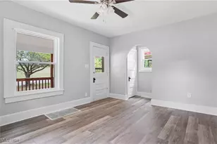 562 Tallmadge Rd, Cuyahoga Falls, OH 44221 - Photo 8