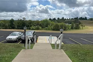 407 Colonial Dr, Steubenville, OH 43952 - Photo 4