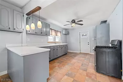 8764 W Clay Street, Mineral City, OH 44656 - Photo 2