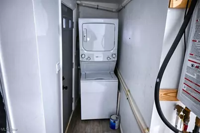 130 Traymore Boulevard, Eastlake, OH 44095 - Photo 12