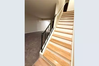 1720 Edgeworth Avenue, Cambridge, OH 43725 - Photo 2