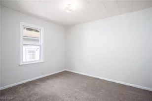 894 Sutherland Ave, Akron, OH 44314 - Photo 16