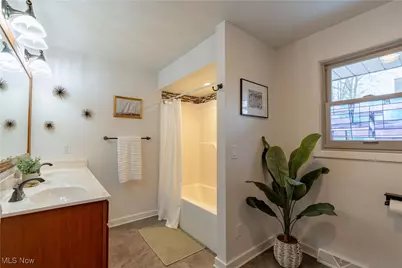 5225 Loma Linda Lane NE, Canton, OH 44714 - Photo 20