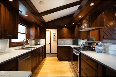 5225 Loma Linda Lane NE, Canton, OH 44714 - Photo 10