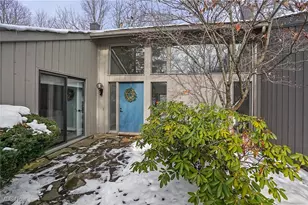 429-53 Honeysuckle Path, Aurora, OH 44202 - Photo 2