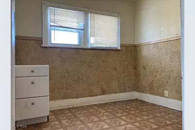 1203 N Main Street, Akron, OH 44310 - Photo 8