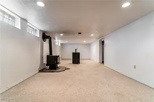 16408 Highview Dr, Loveland, OH 44128 - Photo 12