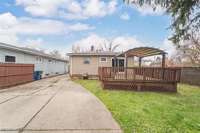 16408 Highview Drive, Loveland, OH 44128 - Photo 18