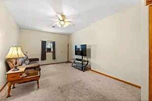 43 S Van Buren Ave, Barberton, OH 44203 - Photo 12