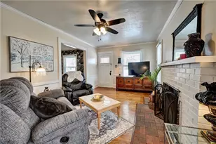 534 E Maple St, North Canton, OH 44720 - Photo 4