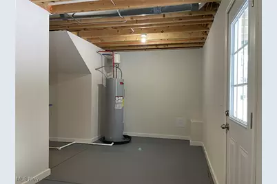 748 Pine Spring Drive, Painesville Twp, OH 44077 - Photo 16