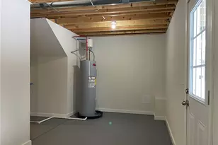 748 Pine Spring Dr, Painesville Twp, OH 44077 - Photo 16