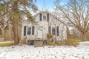 1190 Swartz Rd, Akron, OH 44306 - Photo 1