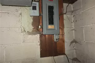 10580 Heltman Ave NE, Alliance, OH 44601 - Photo 4