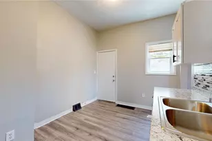 3411 W 49th St, Loveland, OH 44102 - Photo 6