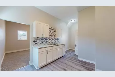 3411 W 49th Street, Loveland, OH 44102 - Photo 4