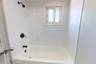 3411 W 49th St, Loveland, OH 44102 - Photo 12