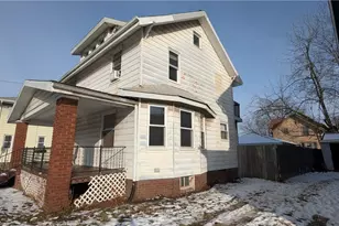 616 Maryland Ave SW, Canton, OH 44710 - Photo 2