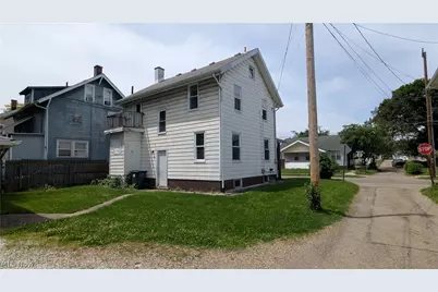 616 Maryland Avenue SW, Canton, OH 44710 - Photo 4