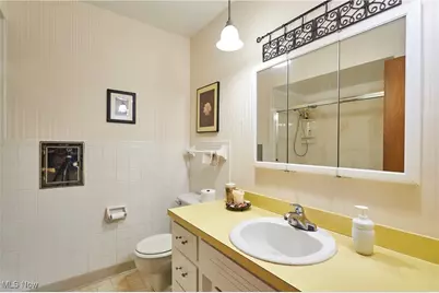 2220 Ritz Manor Drive, Uniontown, OH 44685 - Photo 18