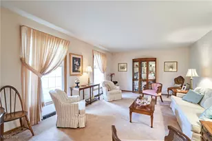 2220 Ritz Manor Dr, Uniontown, OH 44685 - Photo 4