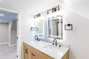 2978 Long Rd, Uniontown, OH 44685 - Photo 36