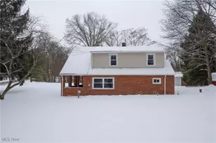 2978 Long Rd, Uniontown, OH 44685 - Photo 4