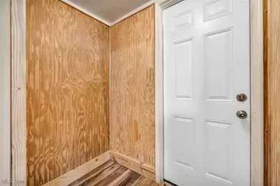 2160 Fulton Road, Loveland, OH 44113 - Photo 34