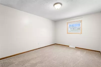 6619 Rosedale Drive, Amherst, OH 44001 - Photo 24