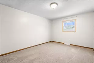 6619 Rosedale Dr, Amherst, OH 44001 - Photo 24