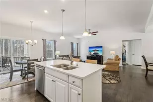 1951 E Woodland Dr, Akron, OH 44313 - Photo 10