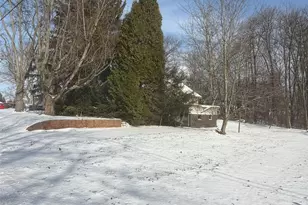 4008 Burke Ave, Louisville, OH 44641 - Photo 2