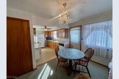 107 Clearview Avenue, Weirton, WV 26062 - Photo 4