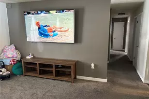 815 Crestview Dr, East Liverpool, OH 43920 - Photo 8