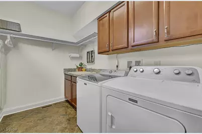 34810 N Legends Way, Grafton, OH 44044 - Photo 26