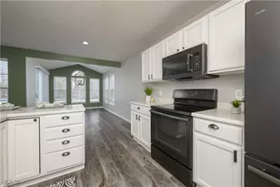 9078 Brookledge Ave NW, North Canton, OH 44720 - Photo 16