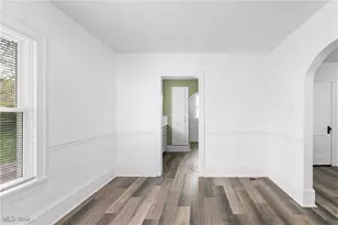 1210 17th St NE, Canton, OH 44705 - Photo 12