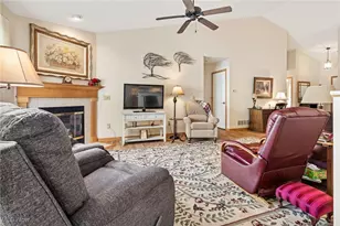 3065 Bordeaux Dr, Akron, OH 44312 - Photo 8