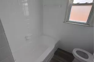 17460 Chagrin Blvd, Huber Heights, OH 44120 - Photo 6