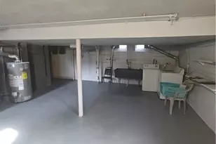 17460 Chagrin Blvd, Huber Heights, OH 44120 - Photo 14