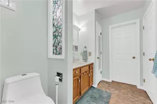 10249 W Ridge Rd, Elyria, OH 44035 - Photo 16